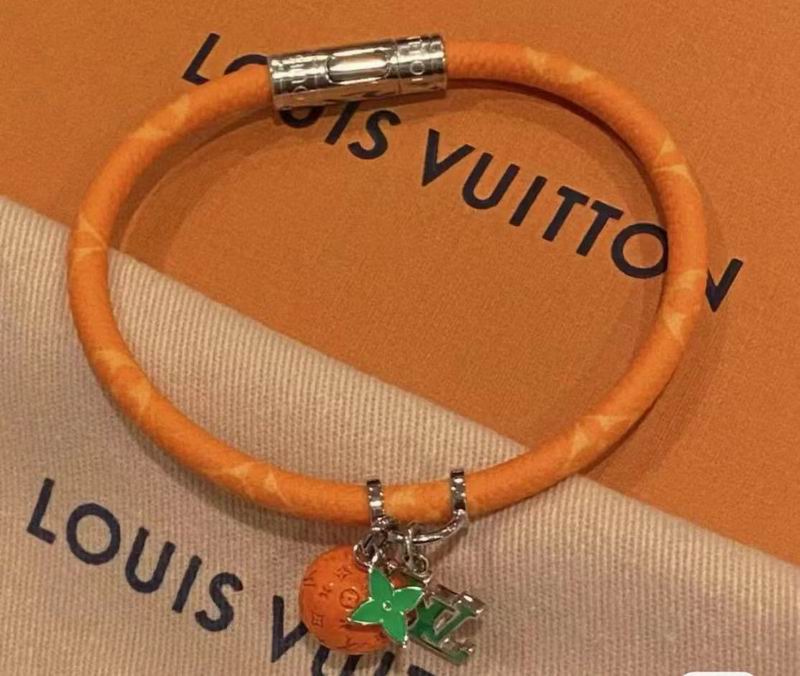 LV Bracelet 03lyr562